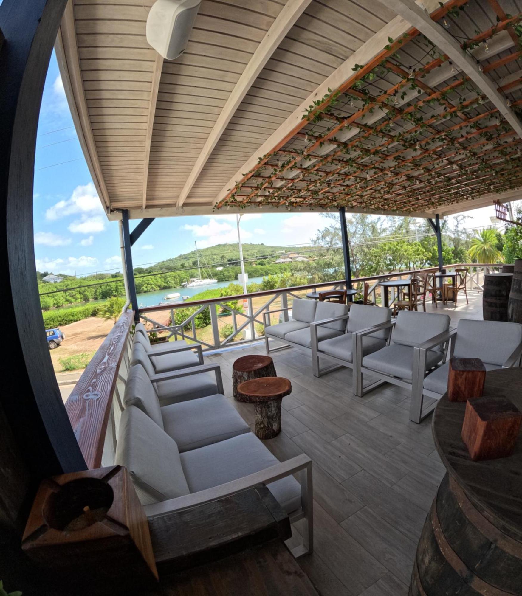 The Moxy Hotel English Harbour Ngoại thất bức ảnh
