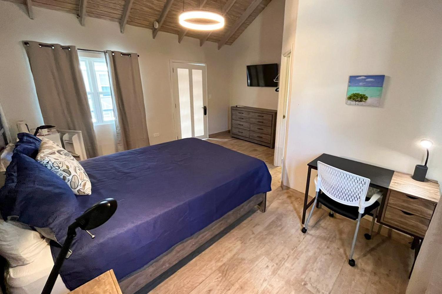 The Moxy Hotel English Harbour Ngoại thất bức ảnh